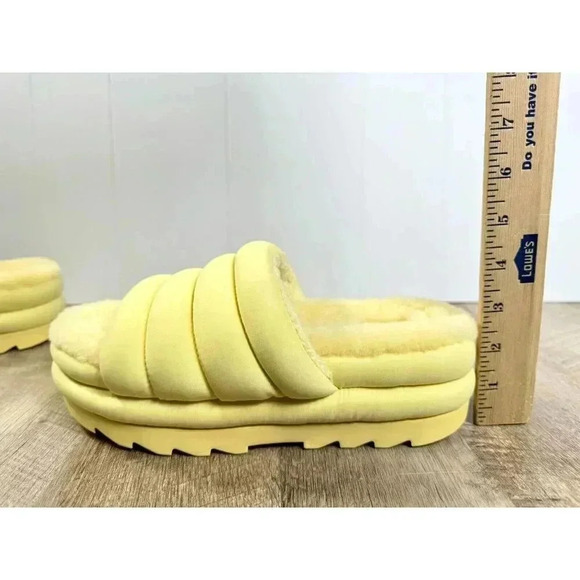 UGG Maxi Puff Slides Womens 8 Yellow Platform Uggs Slip On Sandals Sheepskin - Picture 7 of 9